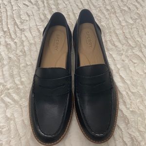 Size 9 Sperry Penny Loafer, Black leather